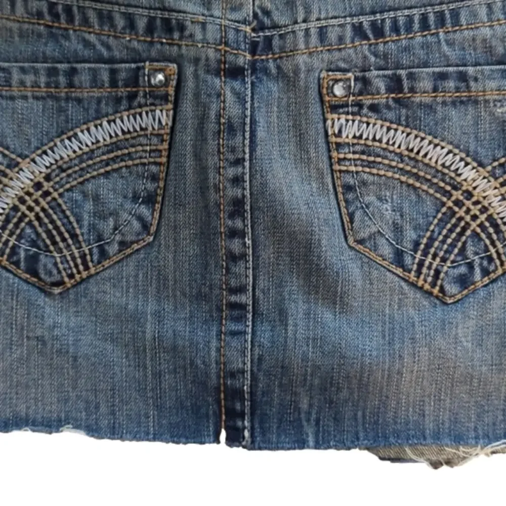 Decree Mini Skirt Pre owned Size 5 Medium Denim Blue Jean Hipster 70s Skirts